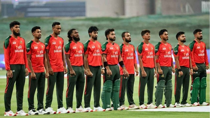 পিঠ দেয়ালে ঠেকে গেছে, বড় পরিবর্তনের আভাস বাংলাদেশ শিবিরে