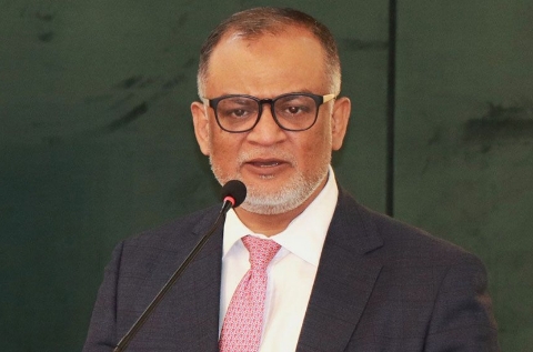 আল্লাহ বাণিজ্য উপদেষ্টাকে হায়াতে তাইয়্যেবা দান করুন