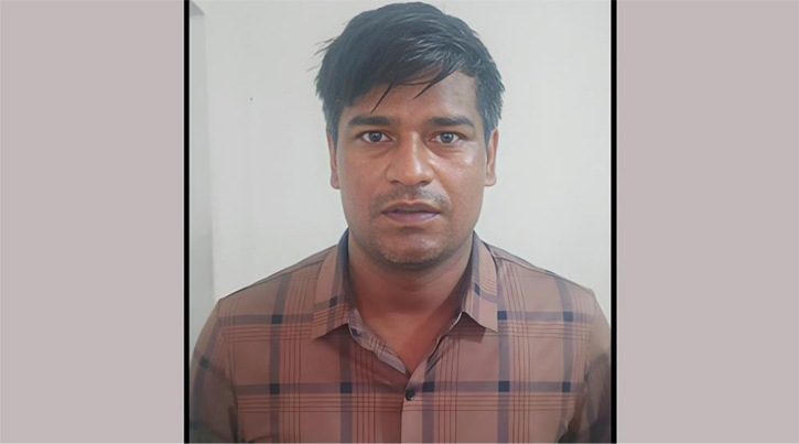 ১০ হাজার ইয়াবাসহ পুলিশ কনস্টেবল আটক