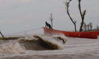 বঙ্গোপসাগরে লঘুচাপের শঙ্কা, সারা দেশে বৃষ্টির আভাস