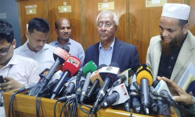 ইসির নিরপেক্ষতা নিয়ে উঠছে প্রশ্ন