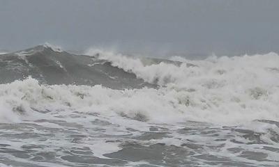 চার সমুদ্রবন্দরে ৩ নম্বর সতর্ক সংকেত