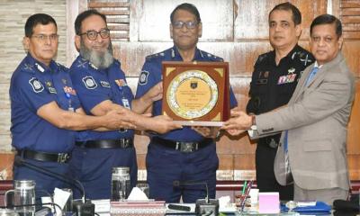 অতিরিক্ত আইজি সরদার তমিজউদ্দীন আহমেদের বিদায় সংবর্ধনা