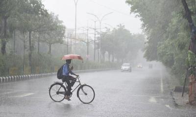 ঢাকায় বজ্রবৃষ্টির আভাস, বাড়বে তাপমাত্রা