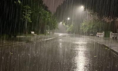 রাতে ঢাকায় হালকা বৃষ্টির সম্ভাবনা