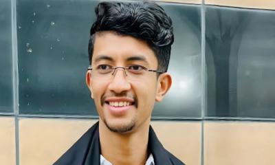 রিয়াদের নেতৃত্বে আরেক এমপির কাছ থেকে নেওয়া হয় ৫ কোটি টাকার চেক