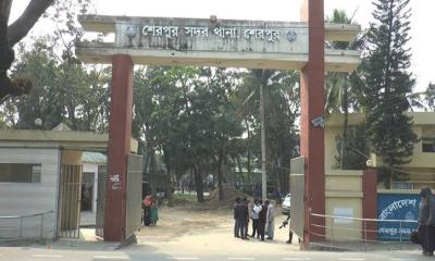 শেরপুরে অটোরিকশার চাকায় ওড়না পেঁচিয়ে নারীর মৃত্যু