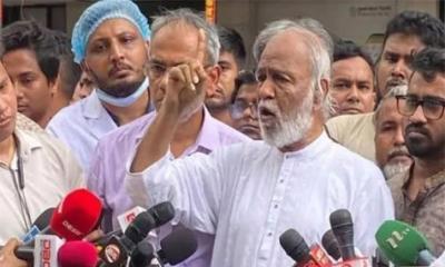 নুরকে দেখে ফিরে যা বললেন মঈন খান