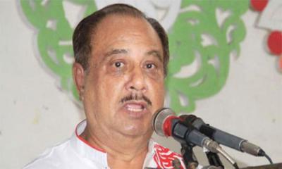 ‘গণ-অভ্যুত্থানের পর আবার ফ্যাসিবাদের পদধ্বনি শোনা যাচ্ছে’