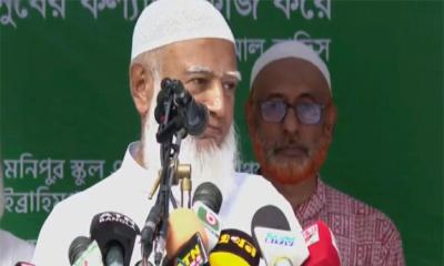 দেড় মাস পর জনসম্মুখে জামায়াত আমির, সৃষ্টিকর্তাকে জানালেন কৃতজ্ঞতা