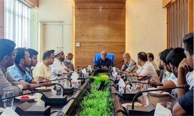 বাকৃবিতে ক্লাস-পরীক্ষা চালুর বিষয়ে উপাচার্যের বৈঠক