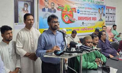 ভুল থাকলেও এ সরকারকে ব্যর্থ হতে দেবো না: রাশেদ খান