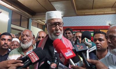 শেখ হাসিনার পতন আর স্বাধীনতার পতন এক কথা নয়