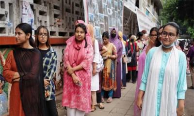 ৮০ শতাংশের বেশি ভোট পড়েছে, জানালেন রিটার্নিং কর্মকর্তারা