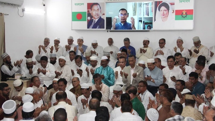 খালেদা জিয়ার জন্মদিনে গুলশান কার্যালয়ে দোয়া মাহফিল