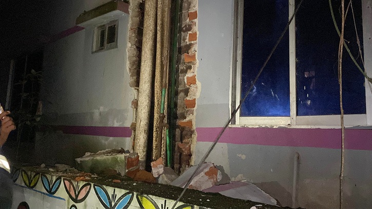 প্রদীপ জ্বালাতে গিয়ে বিস্ফোরণ, দগ্ধ ভাই-বোনের মৃত্যু