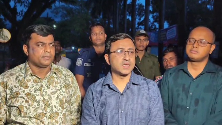 সবকিছু স্বাভাবিক হলেই ১৪৪ ধারা তুলে নেওয়া হবে: জেলা প্রশাসক