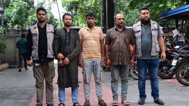 শীর্ষ সন্ত্রাসী শুটার বাপ্পিসহ গ্রেফতার ৩