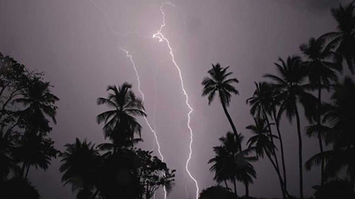 ঢাকায় বজ্রবৃষ্টির আভাস, বাড়তে পারে দিনের তাপমাত্রা