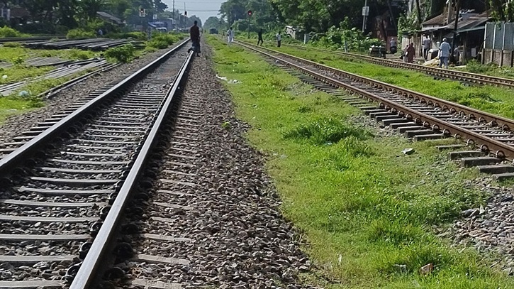 বনানীতে ট্রেনে কাটা পড়ে এক ব্যক্তির মৃত্যু