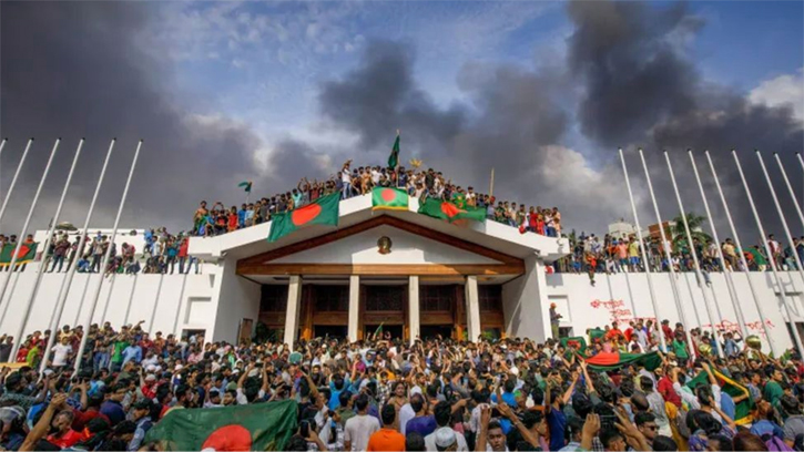 জুলাই সনদ পর্যালোচনা করে মতামত দিয়েছে বিএনপি-জামায়াতসহ ২৩ দল