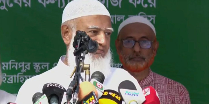 দেড় মাস পর জনসম্মুখে জামায়াত আমির, সৃষ্টিকর্তাকে জানালেন কৃতজ্ঞতা