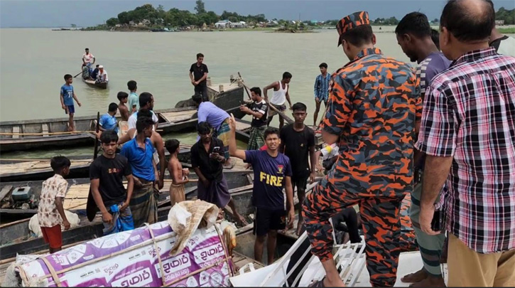 স্পিডবোট ডুবির ঘটনায় ৩ জনের মরদেহ উদ্ধার