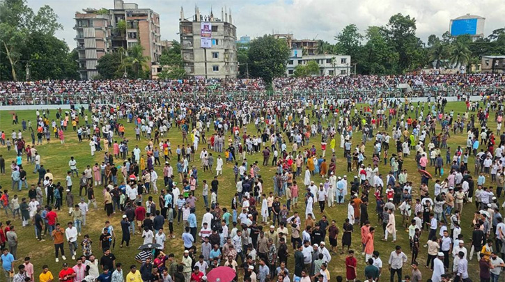 স্টেডিয়ামে ভাঙচুরে ছাত্রদল নেতা-সহ ৭০০ জনের বিরুদ্ধে মামলা