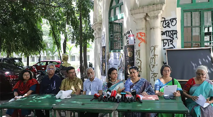 গণধর্ষণের হুমকি, শিক্ষার্থীর শাস্তি চায় শিক্ষক নেটওয়ার্ক