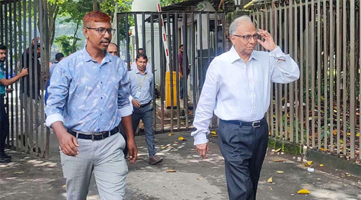 শেখ হাসিনার বিরুদ্ধে সাক্ষ্য দিতে ট্রাইব্যুনালে মাহমুদুর রহমান